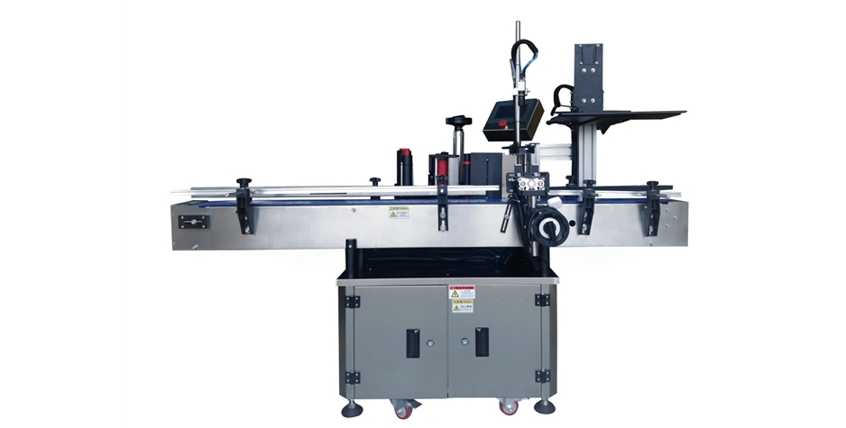 圓瓶定位貼標(biāo)機(jī)LPE-LFB30